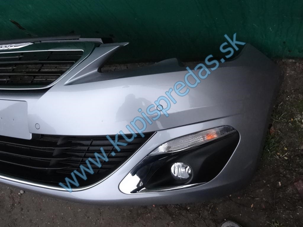 Predný nárazník Peugeot 308 PDC